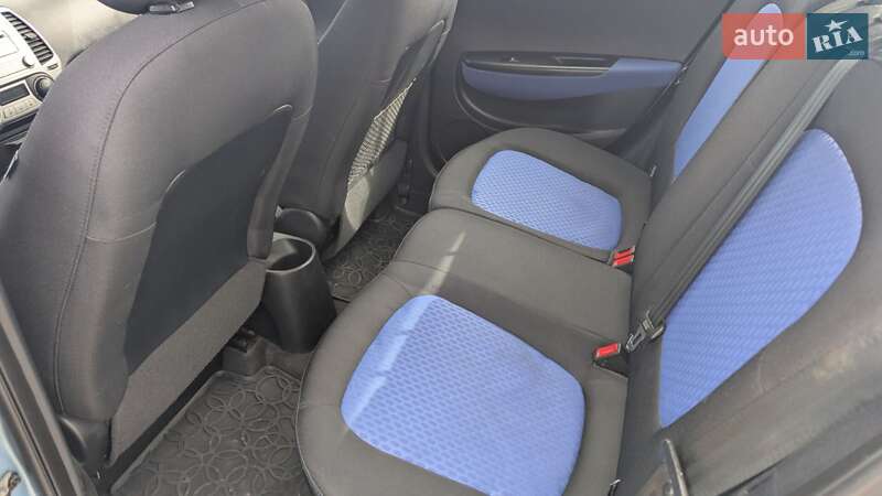 Хэтчбек Hyundai i20 2010 в Тернополе