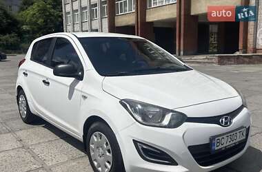 Хэтчбек Hyundai i20 2014 в 