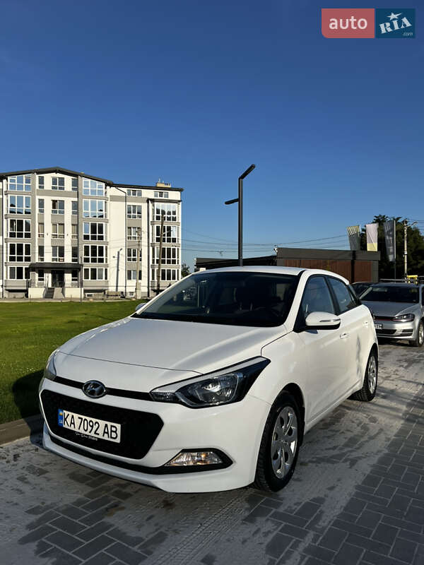 Хетчбек Hyundai i20 2016 в Львові