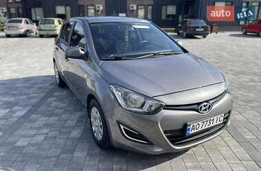 Хэтчбек Hyundai i20 2014 в 
