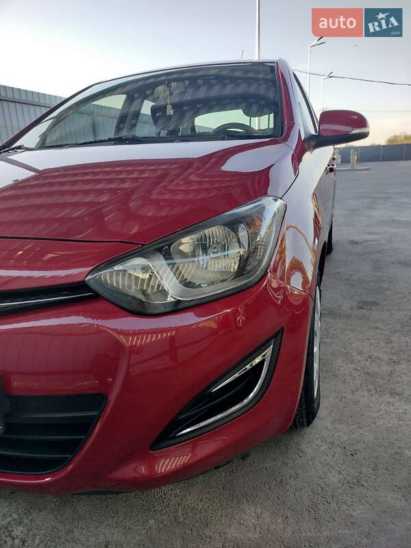 Хетчбек Hyundai i20 2014 в Кривому Розі фото 8 Хетчбек Hyundai i20 2014 в Кривому Розі