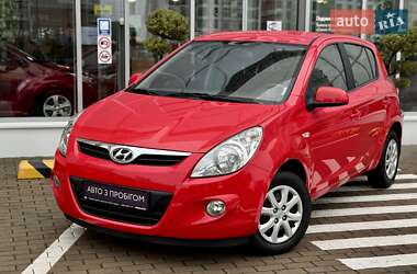 Хэтчбек Hyundai i20 2011 в Чернигове