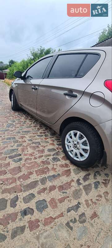 Хетчбек Hyundai i20 2012 в Могилів-Подільському