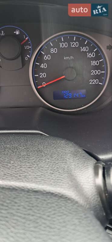 Хетчбек Hyundai i20 2011 в Звягелі