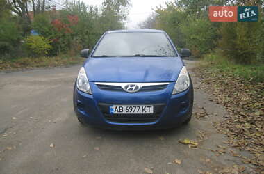 Хетчбек Hyundai i20 2011 в  Хетчбек Hyundai i20 2011 в