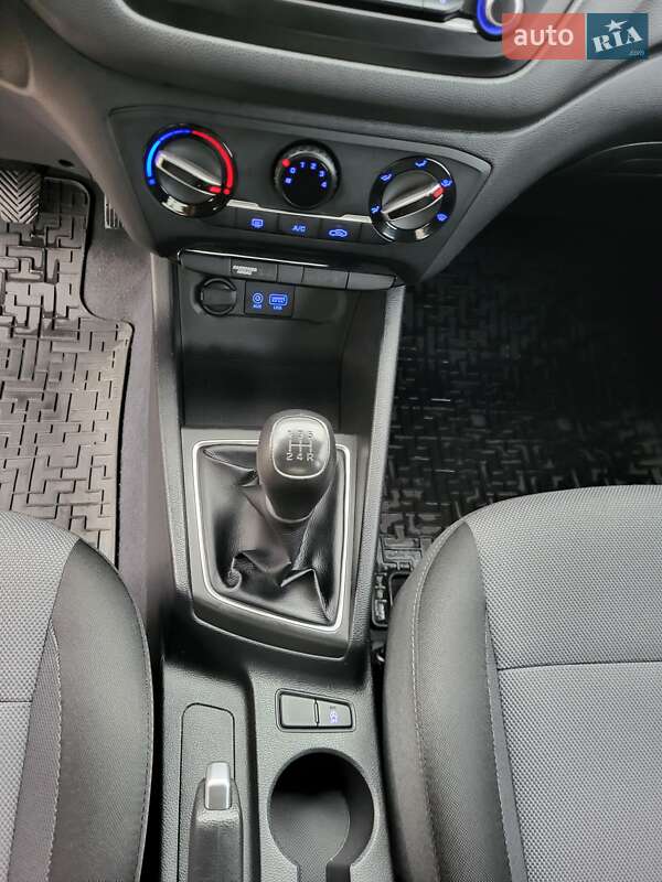 Хэтчбек Hyundai i20 2019 в Ужгороде фото 16 Хэтчбек Hyundai i20 2019 в Ужгороде