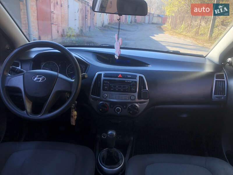 Хетчбек Hyundai i20 2013 в Полтаві фото 9 Хетчбек Hyundai i20 2013 в Полтаві
