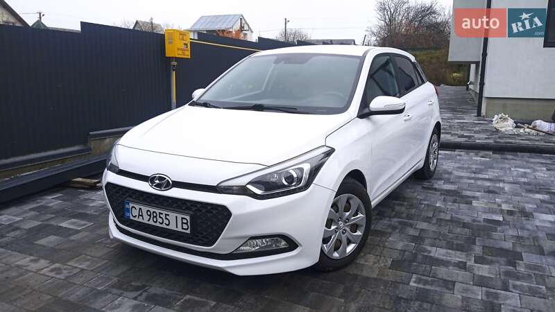 Хетчбек Hyundai i20 2016 в Хмельницькому фото Хетчбек Hyundai i20 2016 в Хмельницькому