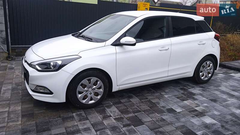 Хетчбек Hyundai i20 2016 в Хмельницькому фото 3 Хетчбек Hyundai i20 2016 в Хмельницькому