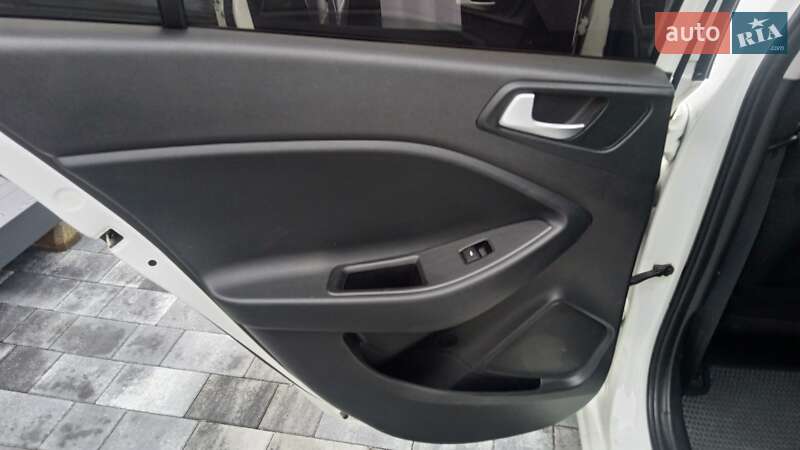 Хетчбек Hyundai i20 2016 в Хмельницькому фото 24 Хетчбек Hyundai i20 2016 в Хмельницькому
