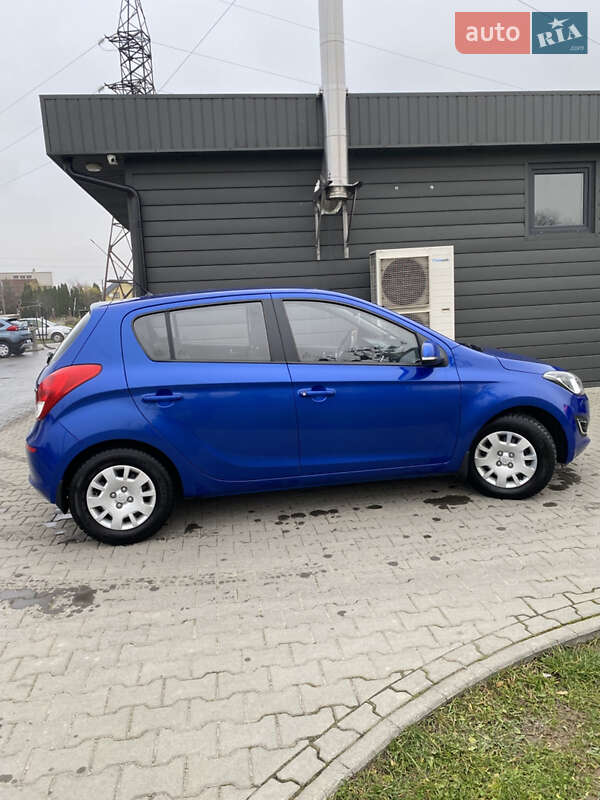 Хэтчбек Hyundai i20 2014 в Львове фото 2 Хэтчбек Hyundai i20 2014 в Львове