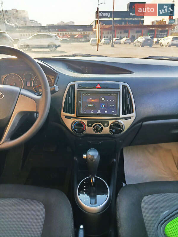 Хетчбек Hyundai i20 2013 в Одесі фото 18 Хетчбек Hyundai i20 2013 в Одесі