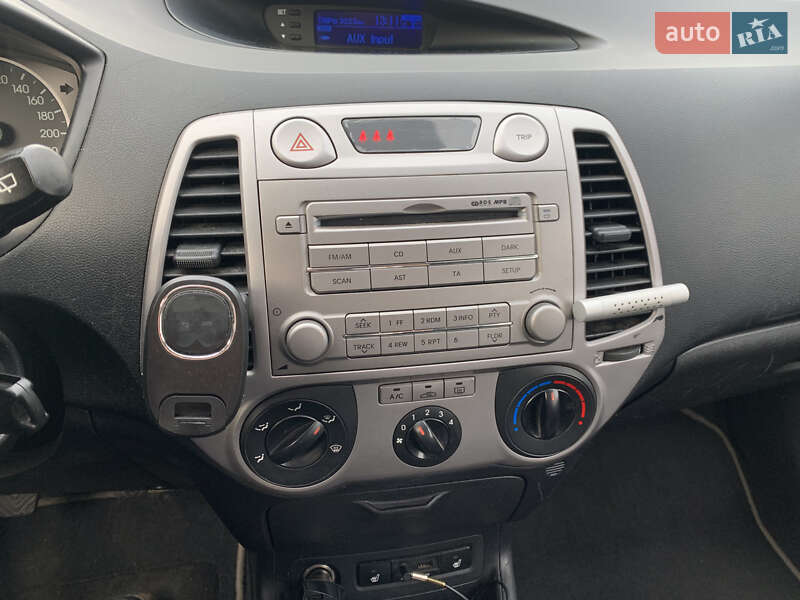 Хетчбек Hyundai i20 2011 в Києві