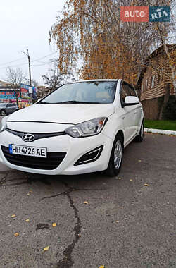 Хэтчбек Hyundai i20 2013 в Одессе