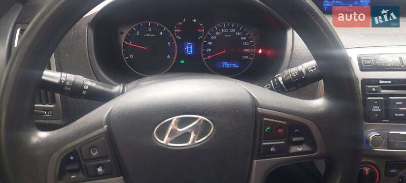 Хэтчбек Hyundai i20 2013 в Запорожье