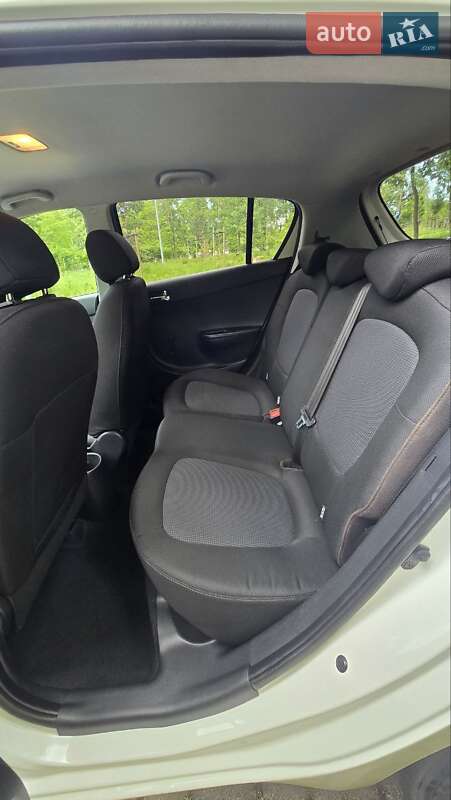 Хетчбек Hyundai i20 2014 в Славутичі