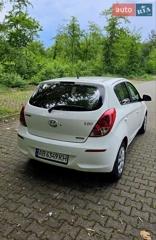 Хетчбек Hyundai i20 2014 в Славутичі