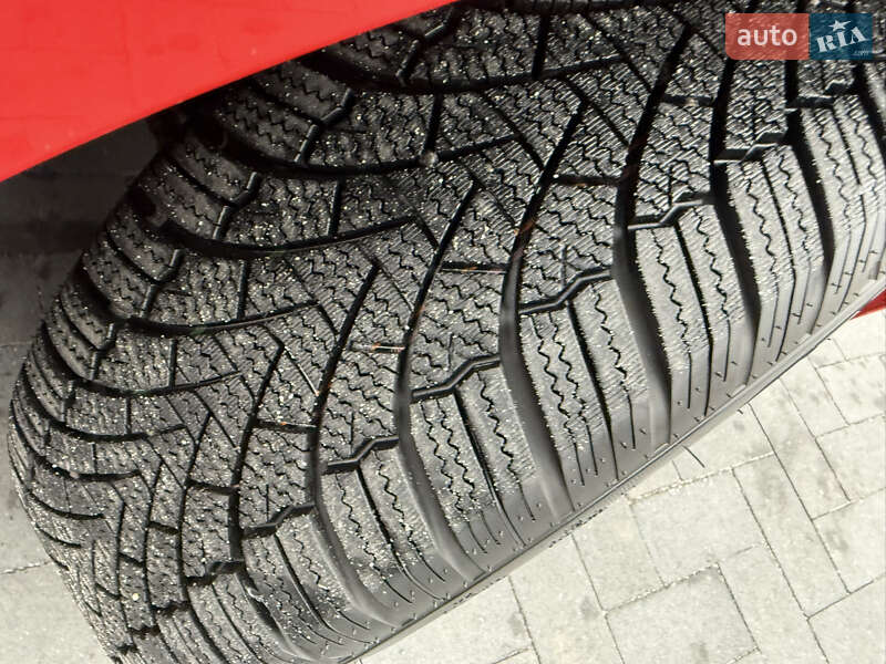 Хэтчбек Hyundai i20 2011 в Лубнах