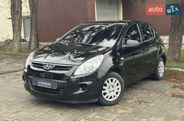 Хэтчбек Hyundai i20 2011 в Днепре