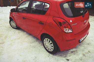 Хетчбек Hyundai i20 2012 в Калуші