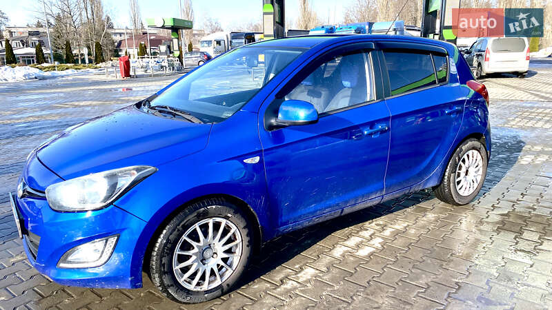 Хэтчбек Hyundai i20 2013 в Кременчуге фото 4 Хэтчбек Hyundai i20 2013 в Кременчуге