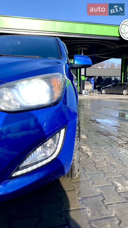 Хэтчбек Hyundai i20 2013 в Кременчуге фото 13 Хэтчбек Hyundai i20 2013 в Кременчуге