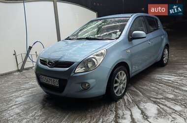 Хетчбек Hyundai i20 2010 в Тернополі