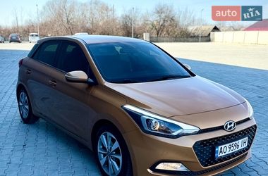 Хэтчбек Hyundai i20 2016 в Мукачево