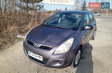 Хетчбек Hyundai i20 2011 в Львові