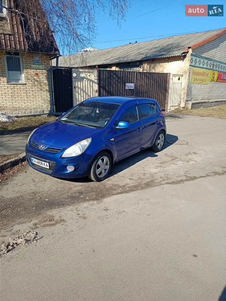 2011 Hyundai i20 - мініатюра 11