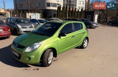 Хэтчбек Hyundai i20 2010 в Виннице