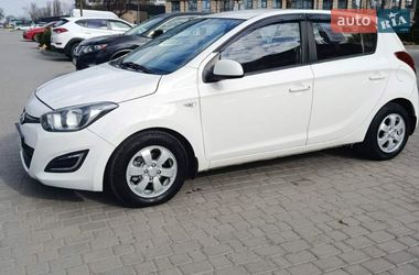 Хэтчбек Hyundai i20 2013 в Одессе