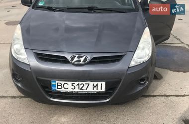 Хэтчбек Hyundai i20 2012 в Львове