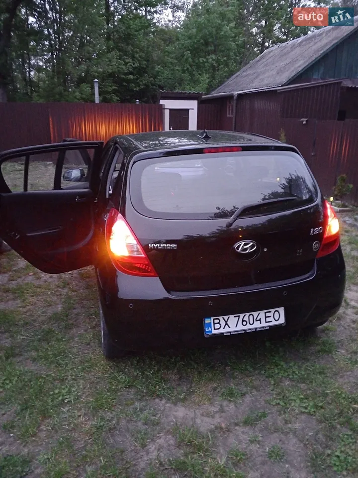 2010 Hyundai i20 - мініатюра 11