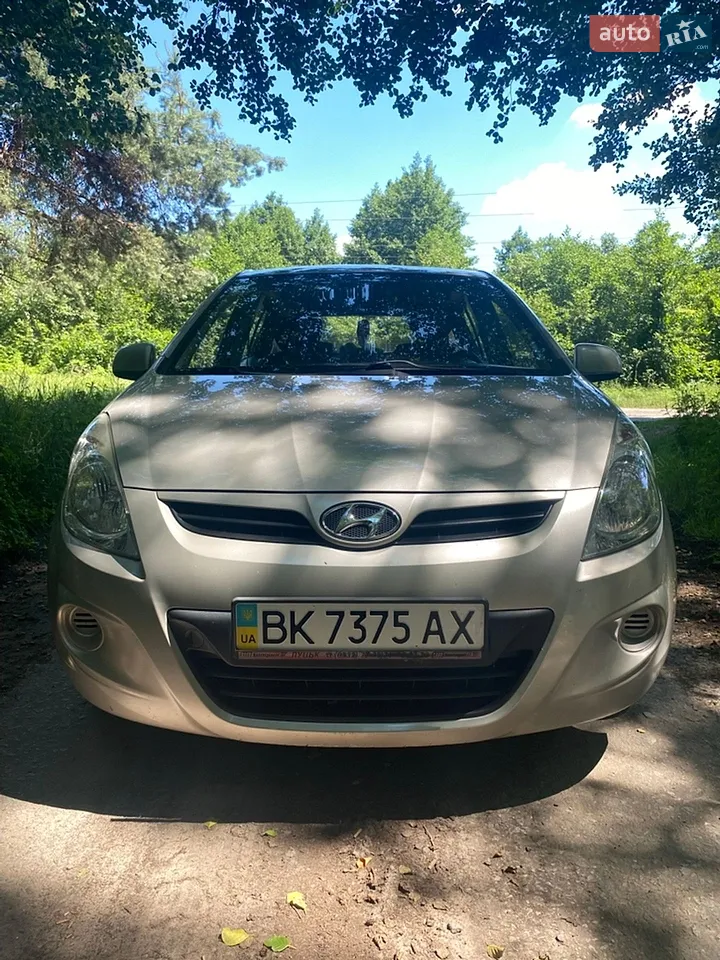 2011 Hyundai i20 - мініатюра 9