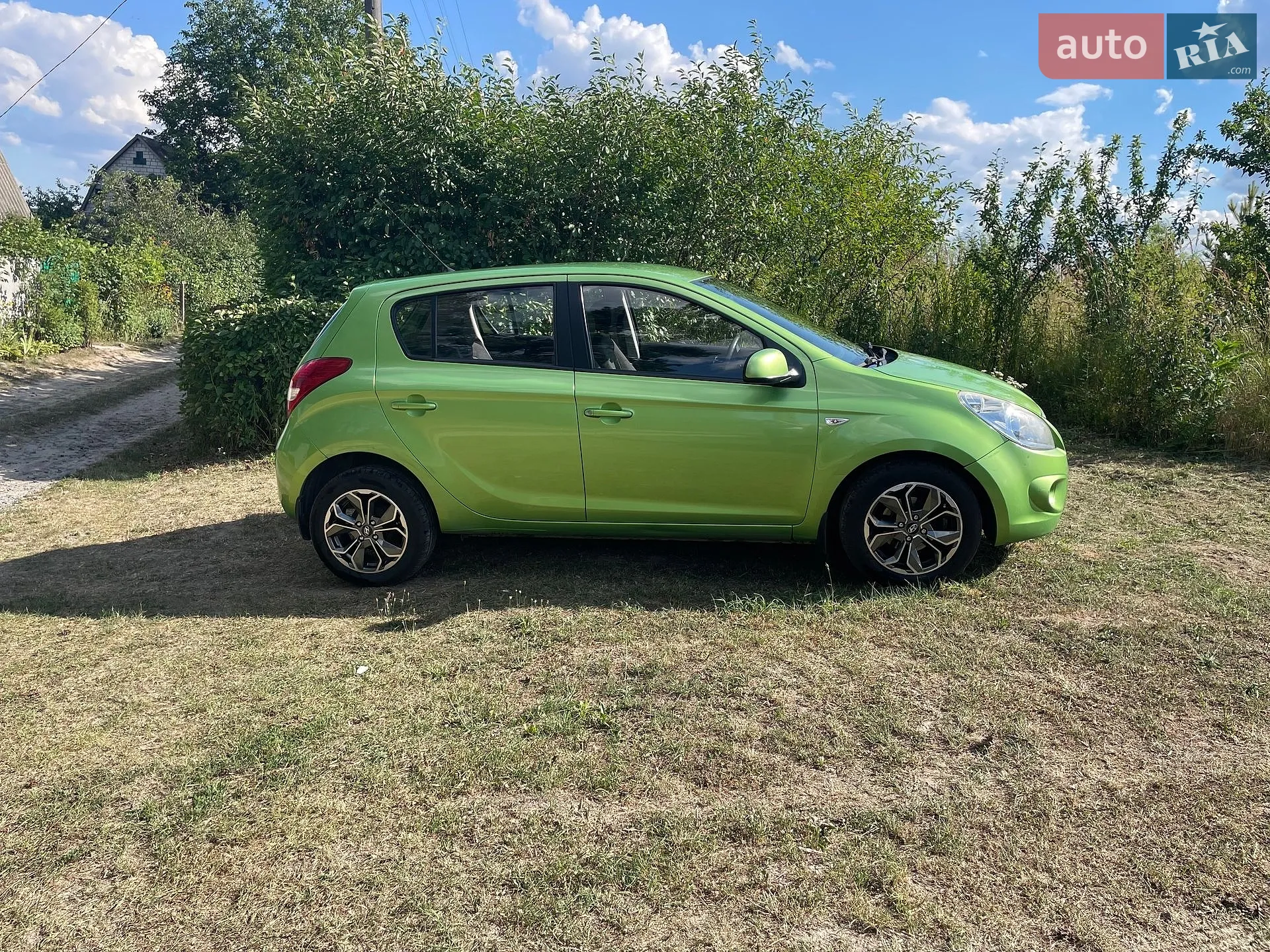 2012 Hyundai i20 - фото 1