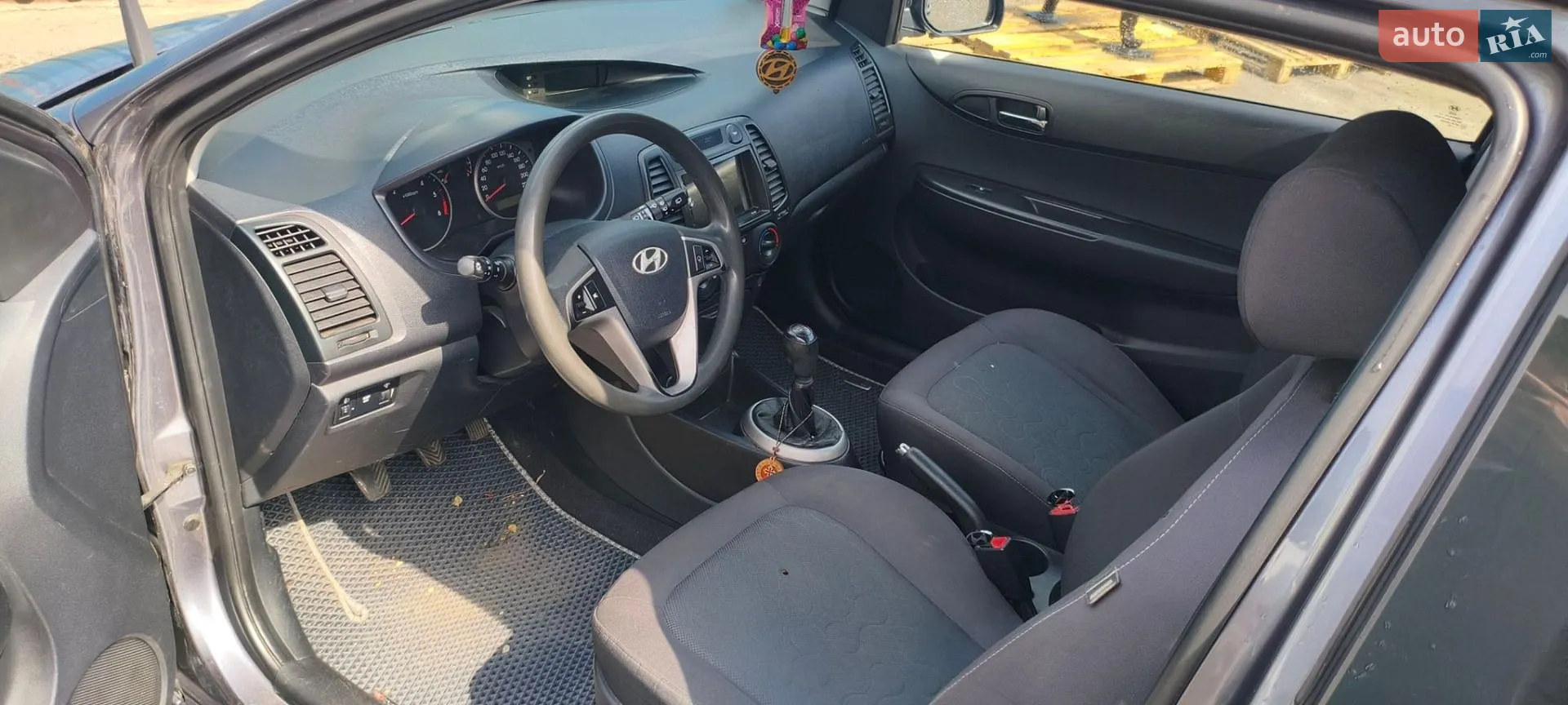 2010 Hyundai i20 - мініатюра 8