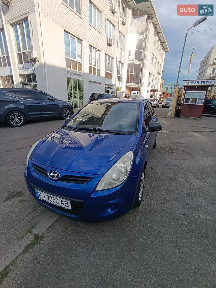 2010 Hyundai i20 - мініатюра 16