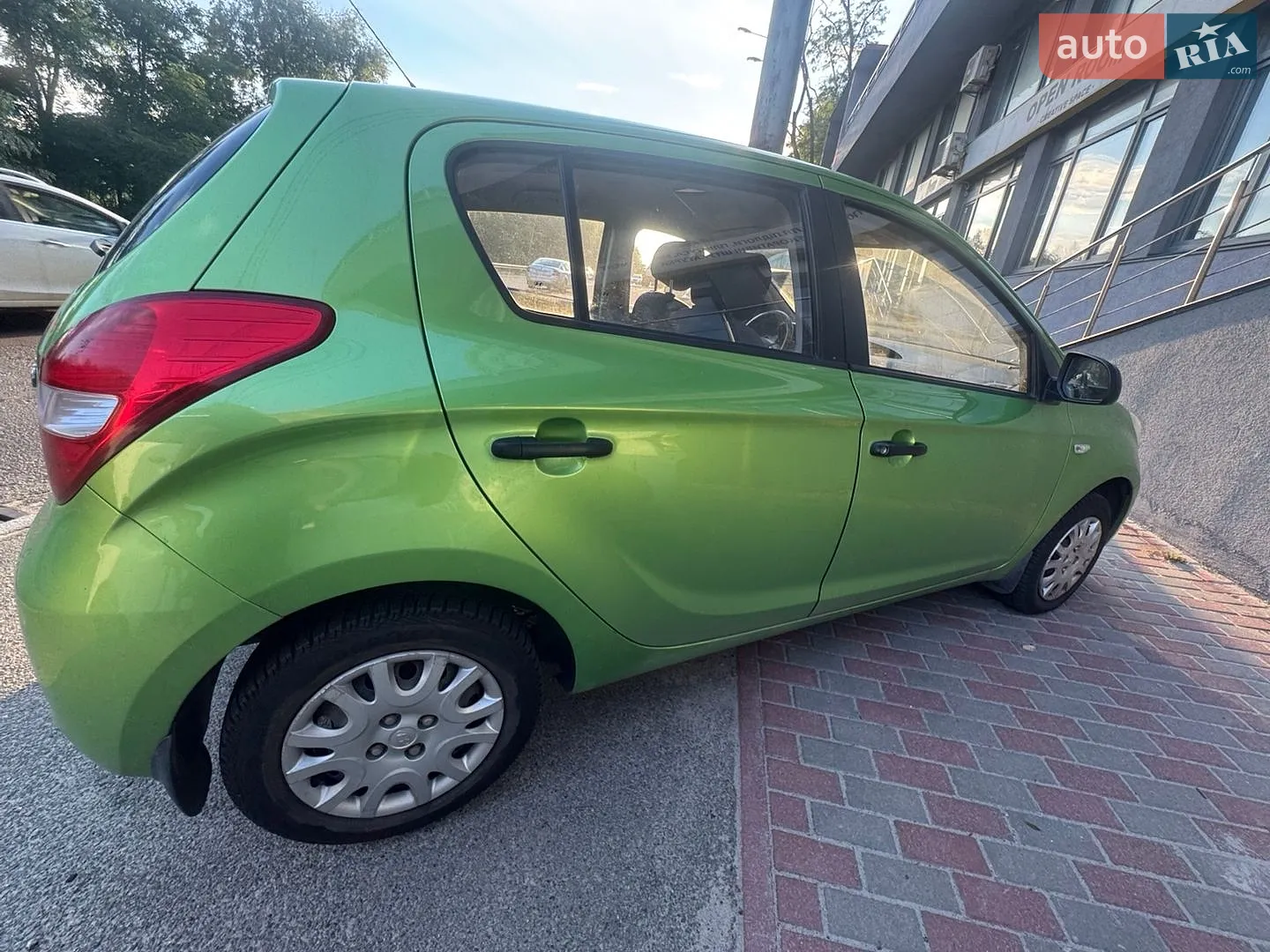 2010 Hyundai i20 - мініатюра 2