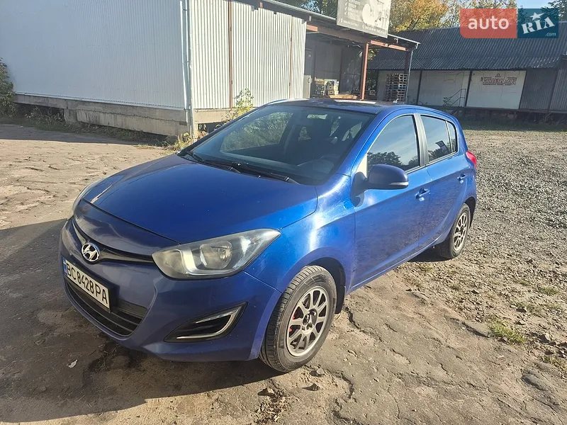 Hyundai i20