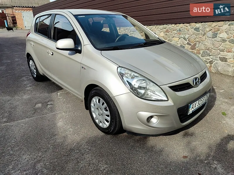 Hyundai i20 2011
