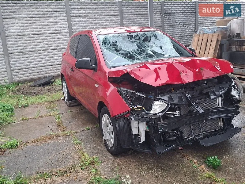 Hyundai i20