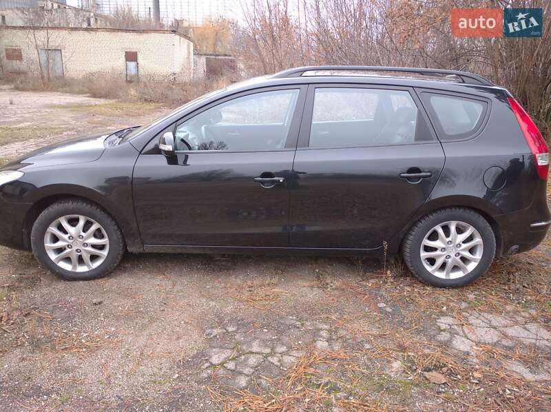 Универсал Hyundai i30 Wagon 2008 в Верхнеднепровске