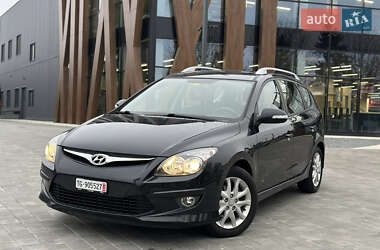 Універсал Hyundai i30 Wagon 2010 в Луцьку