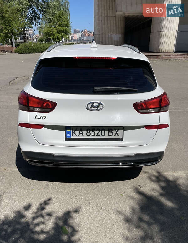 Универсал Hyundai i30 Wagon 2021 в Киеве