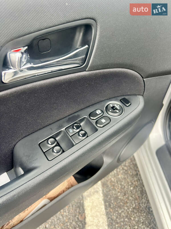 Універсал Hyundai i30 Wagon 2011 в Рівному фото 11 Універсал Hyundai i30 Wagon 2011 в Рівному