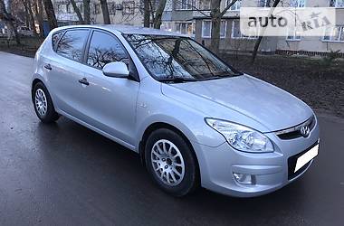 Хэтчбек Hyundai i30 2010 в Одессе