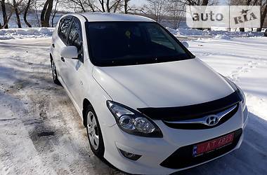 Хэтчбек Hyundai i30 2011 в Кременчуге