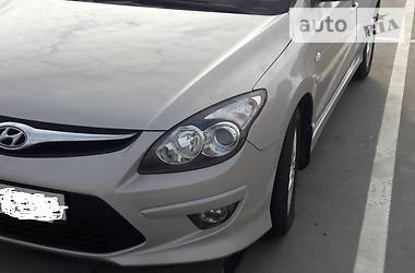 Универсал Hyundai i30 2012 в Киеве