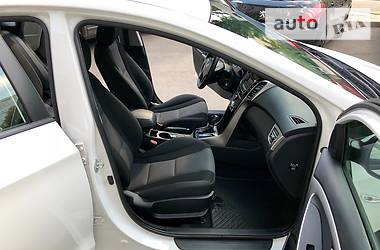 Хэтчбек Hyundai i30 2013 в 